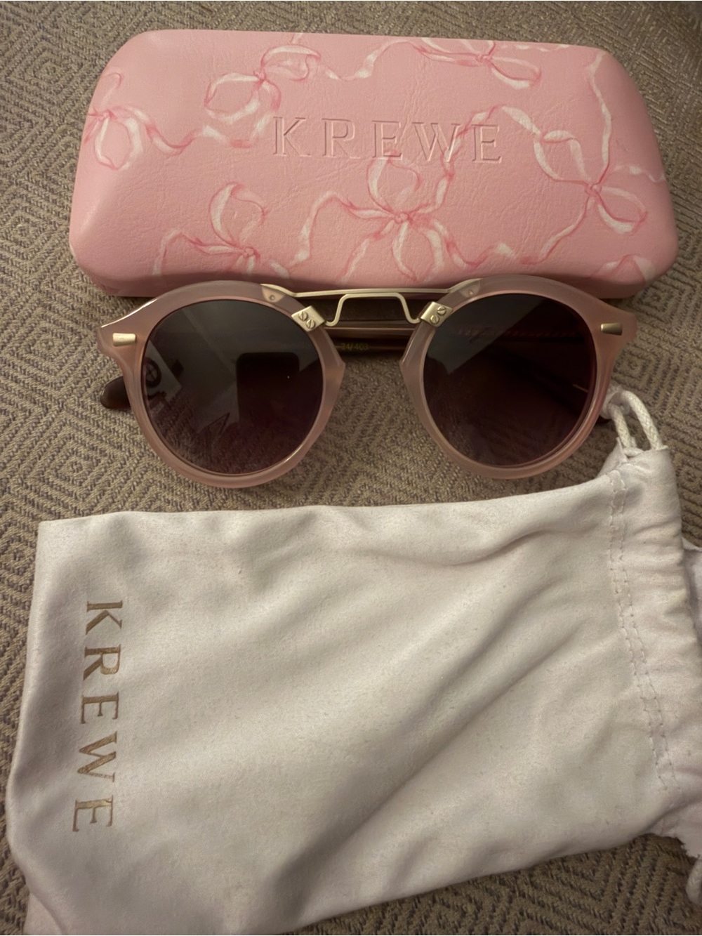 KREWE x LoveShackFancy STL II Fleur Blush Tort Sunglasses + Floral Case”.